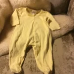 Thumbnail for Beau pyjama jaune pattes longues taille 0 - 3 mois bébé unisexe