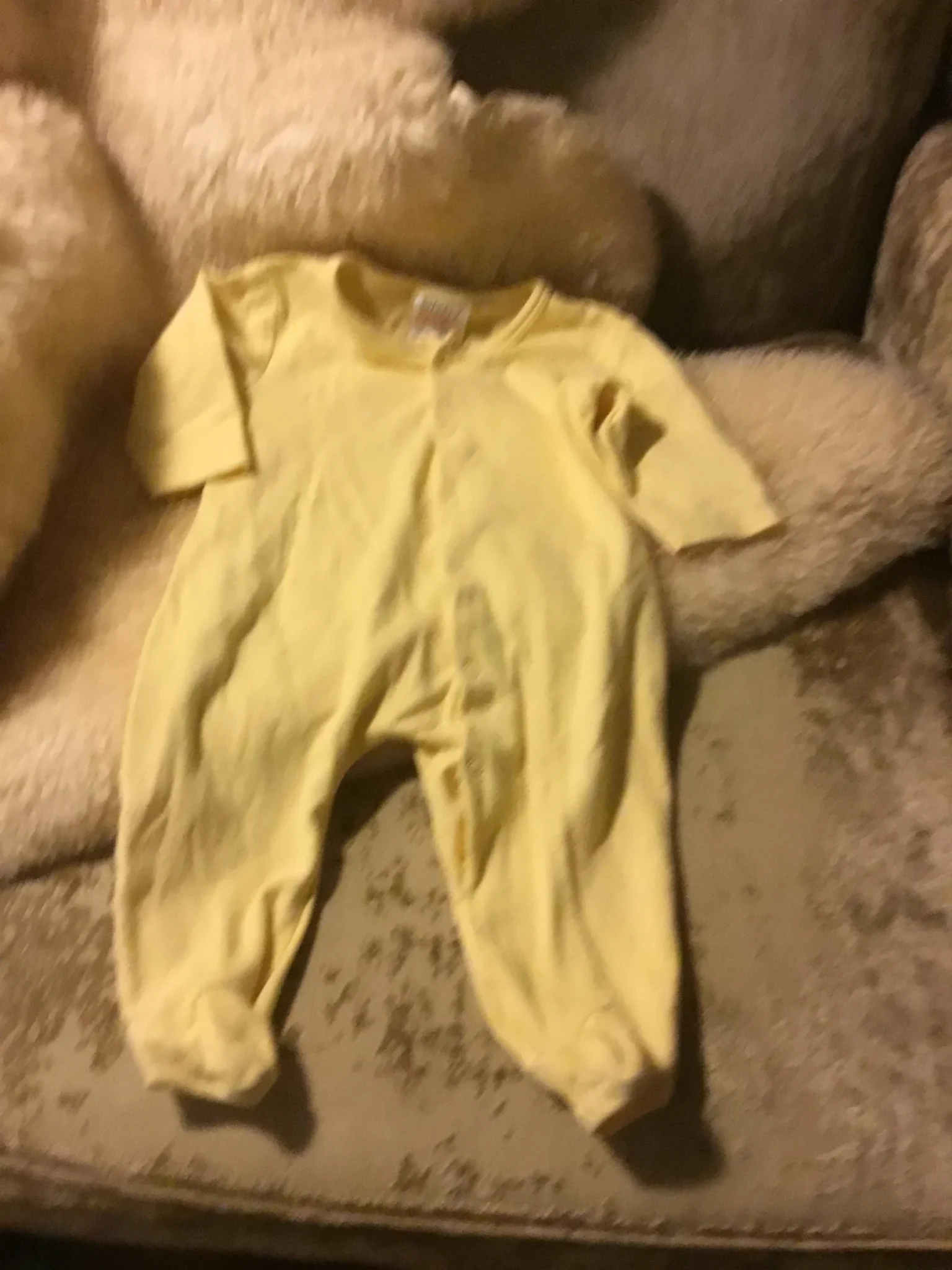 Image for Beau pyjama jaune pattes longues taille 0 - 3 mois bébé unisexe