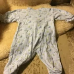 Thumbnail for Pyjamas pattes bébé naissant unisexe (fait petit)
