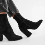 Featured thumbnail for Bottillons Noirs à Talons Steve Madden Teralyn Black Faux Suede Heeled Ankle Boots