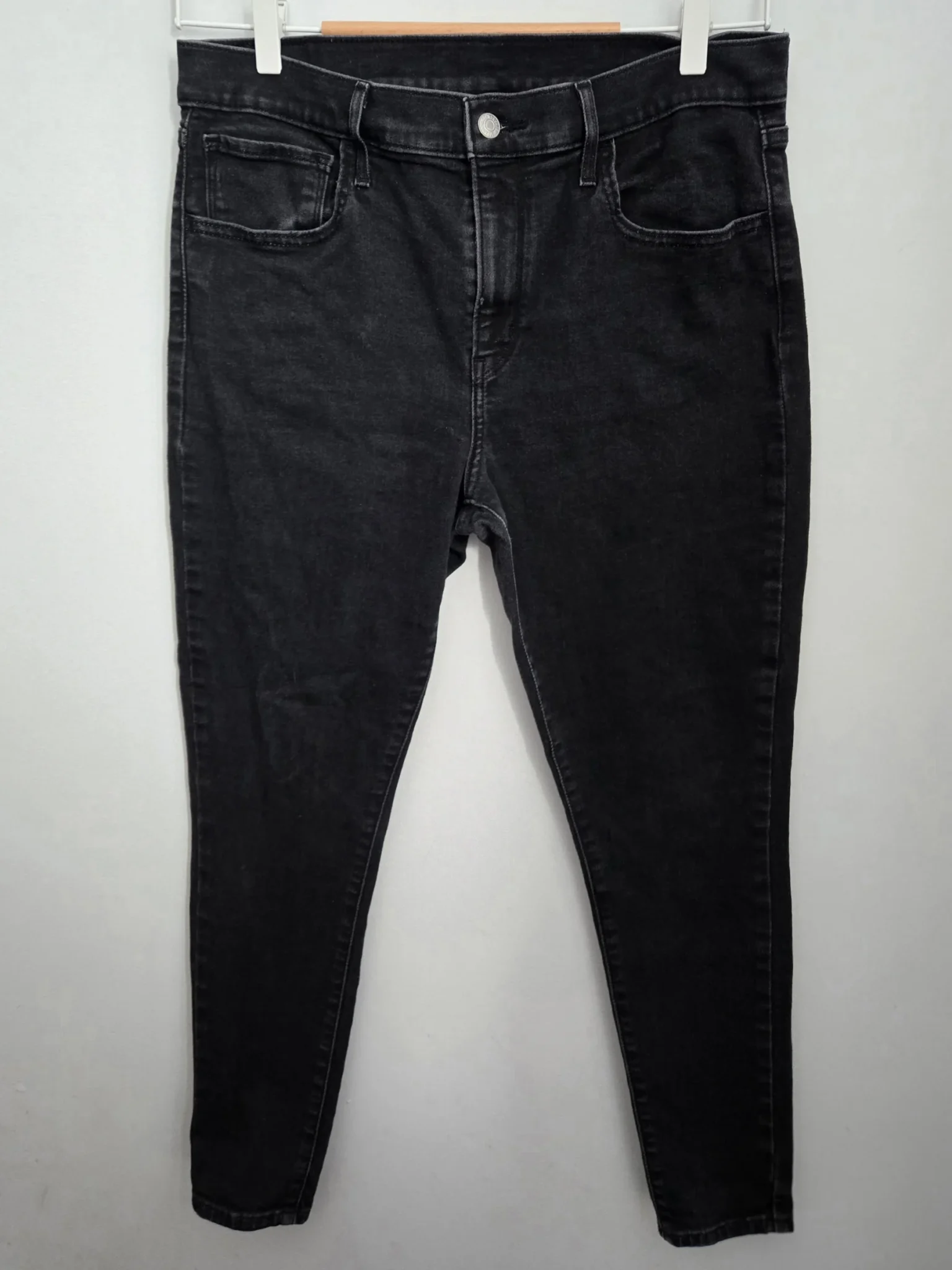 Featured image for Black jeans