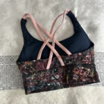 Thumbnail for Soutien-gorge de sport à motifs