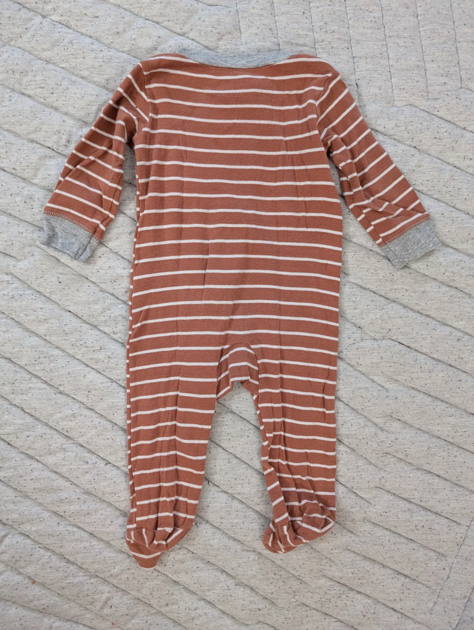 Image for Pyjama 1 pièce 6-9 mois