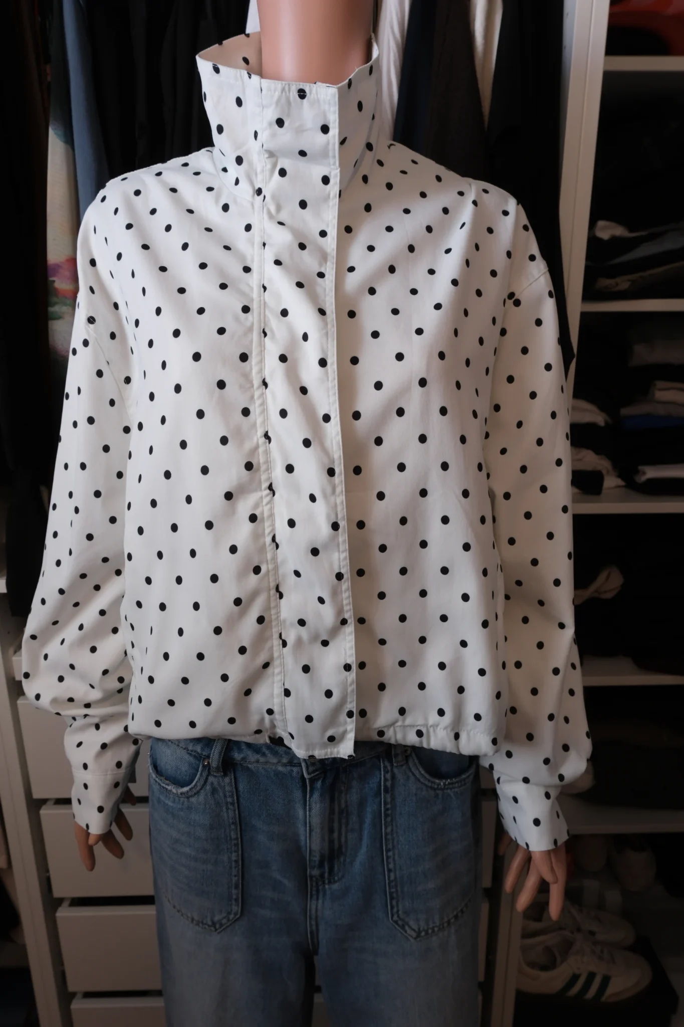 Featured image for Polka-dot coat