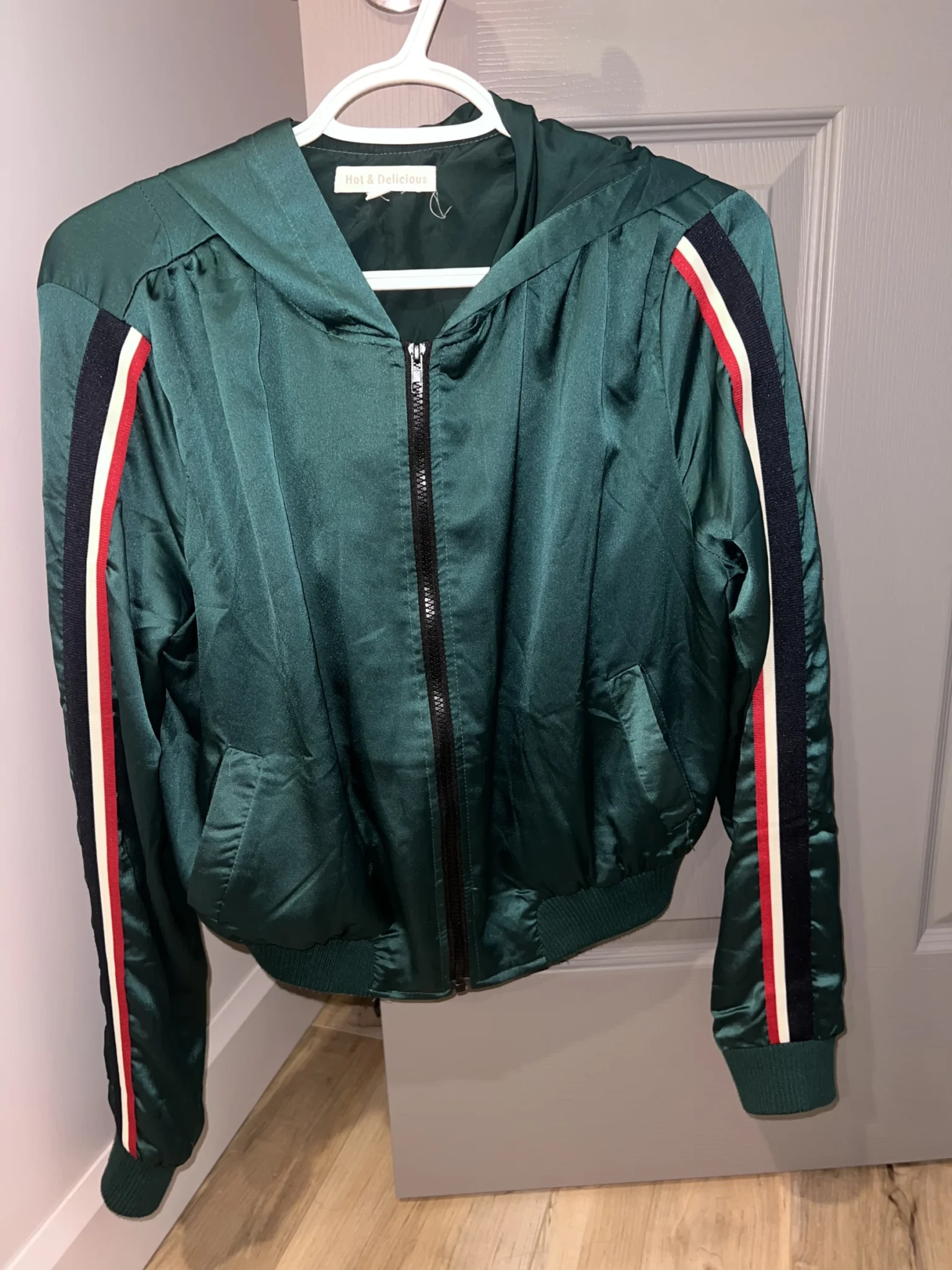 Featured image for Veste verte