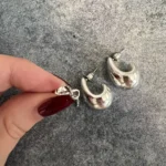 Featured thumbnail for Boucle d’oreille Pandora et Zara