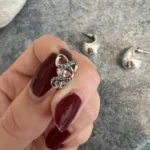 Thumbnail for Boucle d’oreille Pandora et Zara