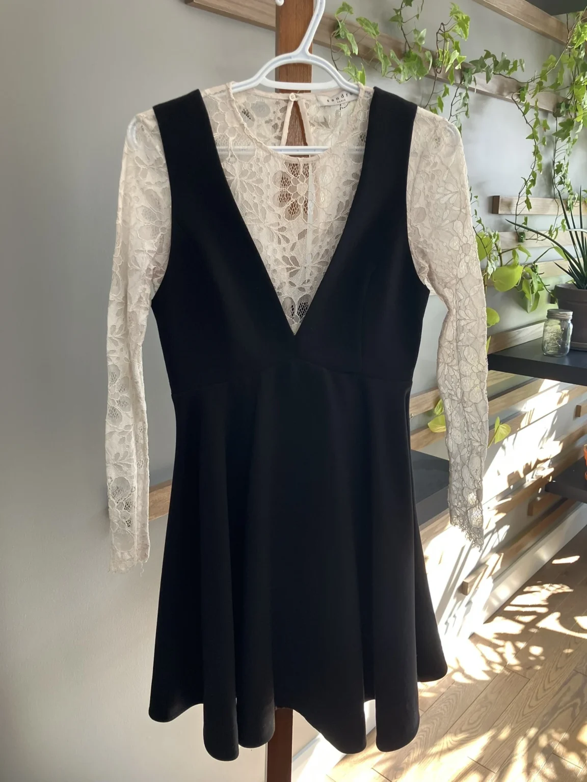 Featured image for Robe Sandro 6 ans comme neuve (2)