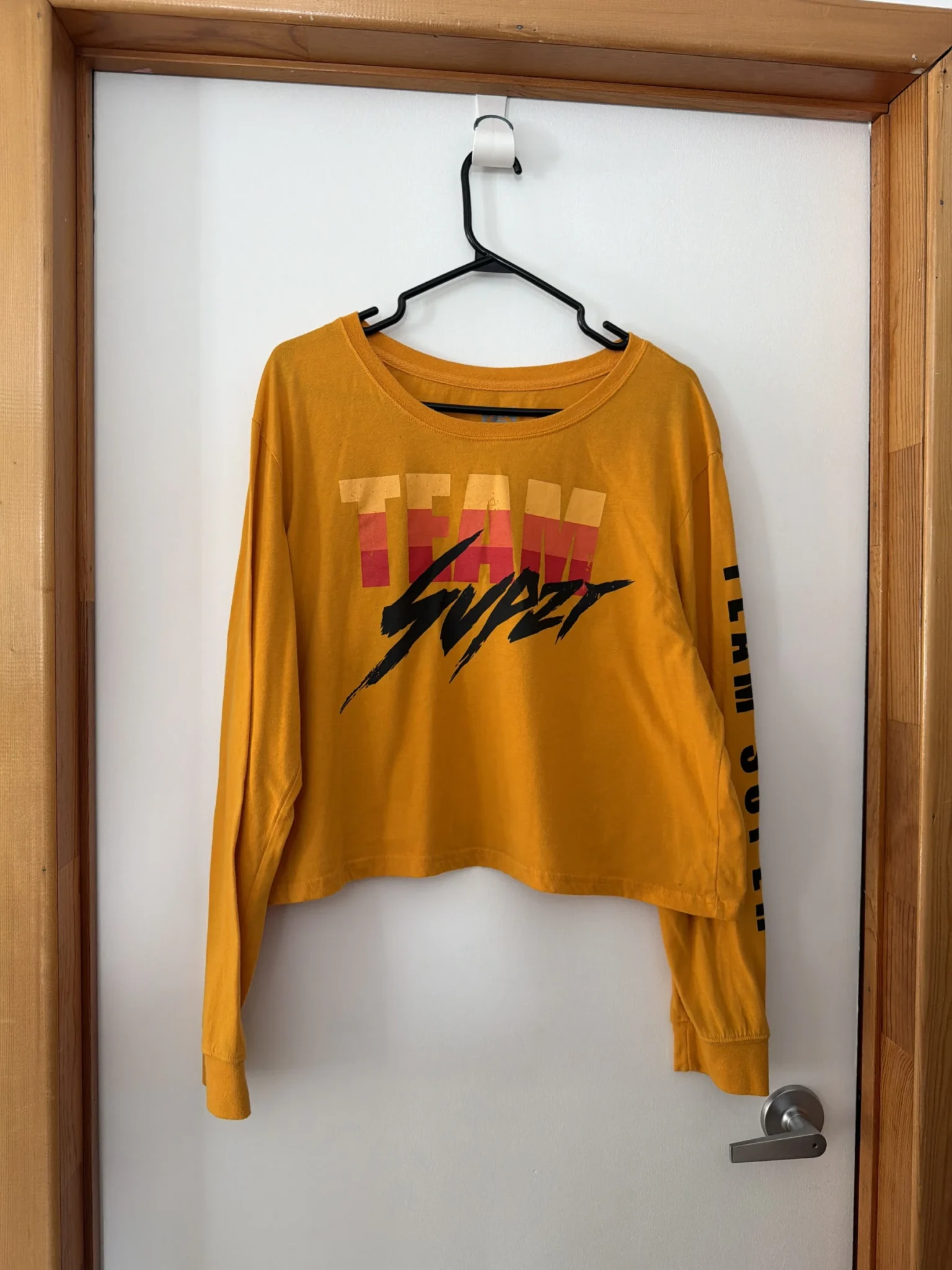 Featured image for Long sleeve crop top