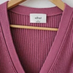 Thumbnail for Carina Cardigan col en V - Wilfred