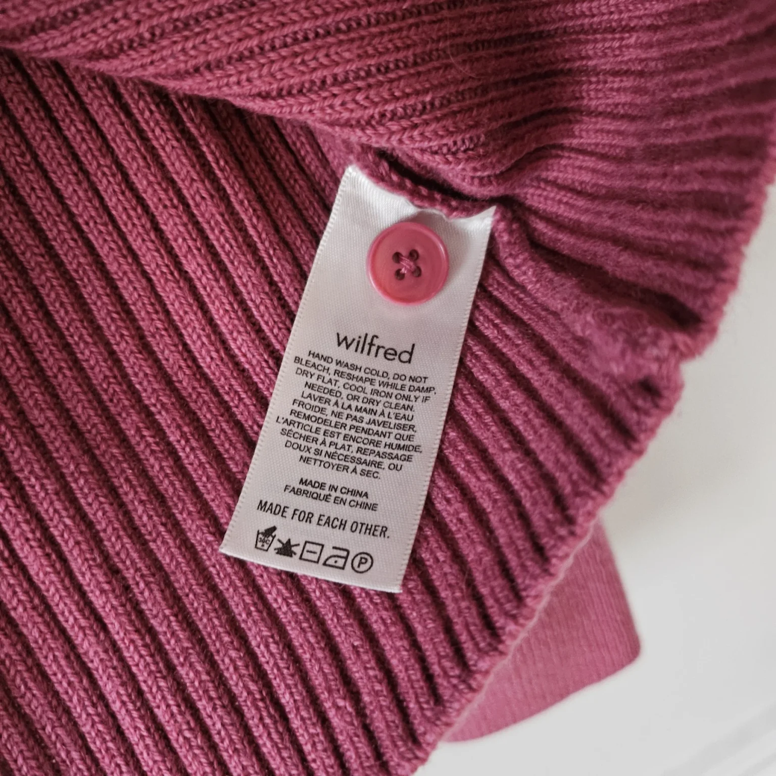 Image for Carina Cardigan col en V - Wilfred