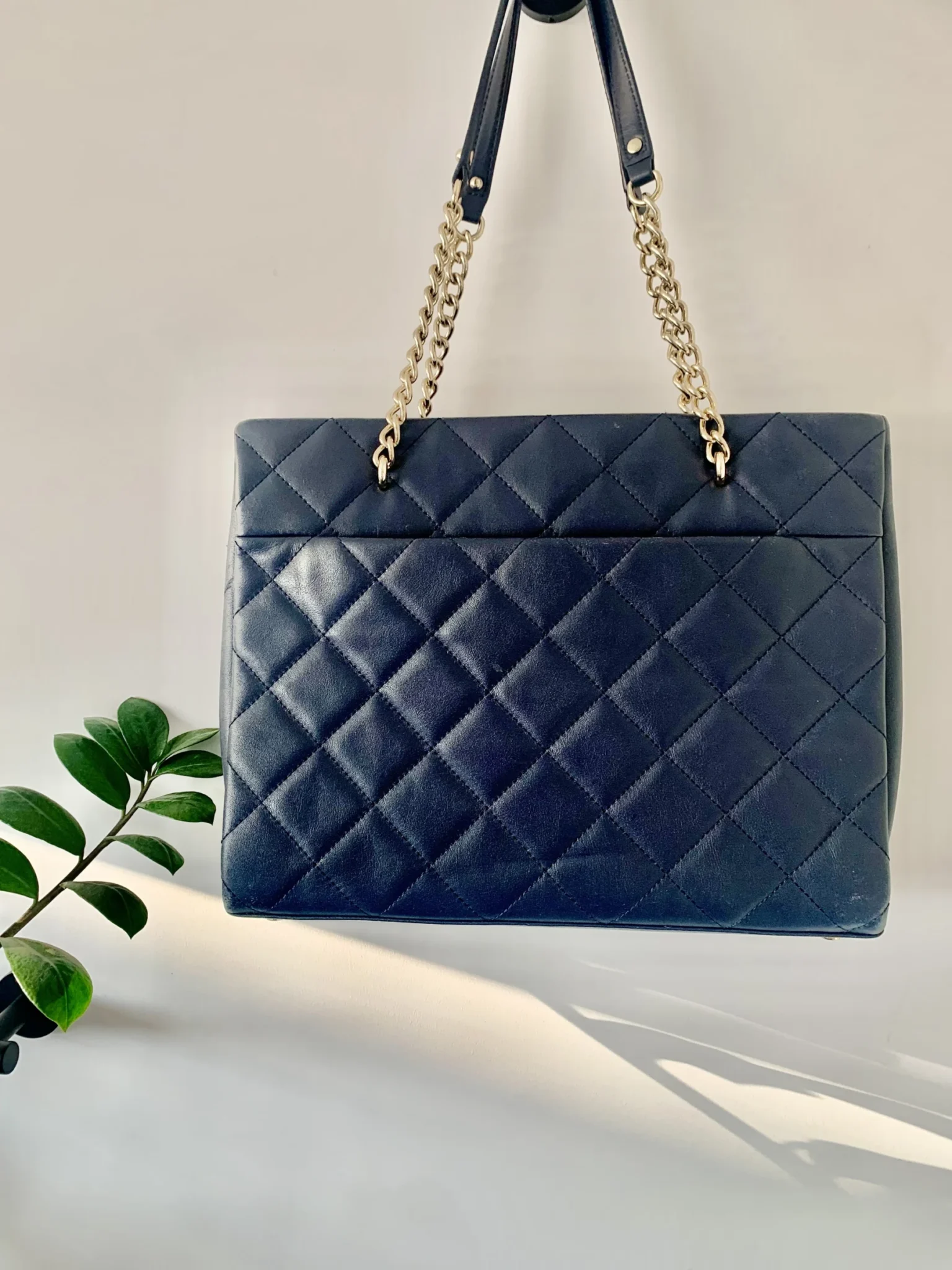 Image for 💙 Sac Kate spade bleu marine matelassé en cuir