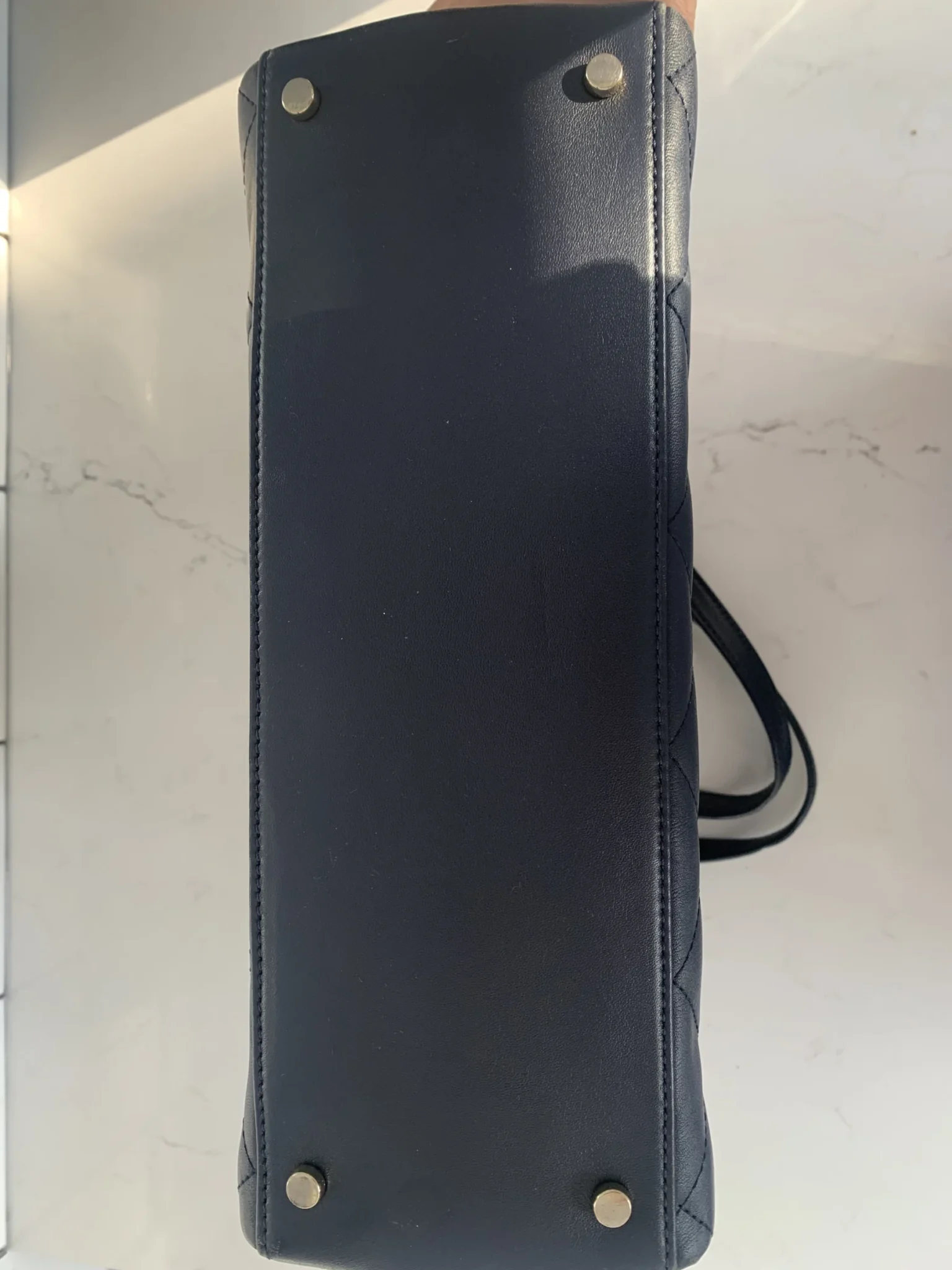 Image for 💙 Sac Kate spade bleu marine matelassé en cuir