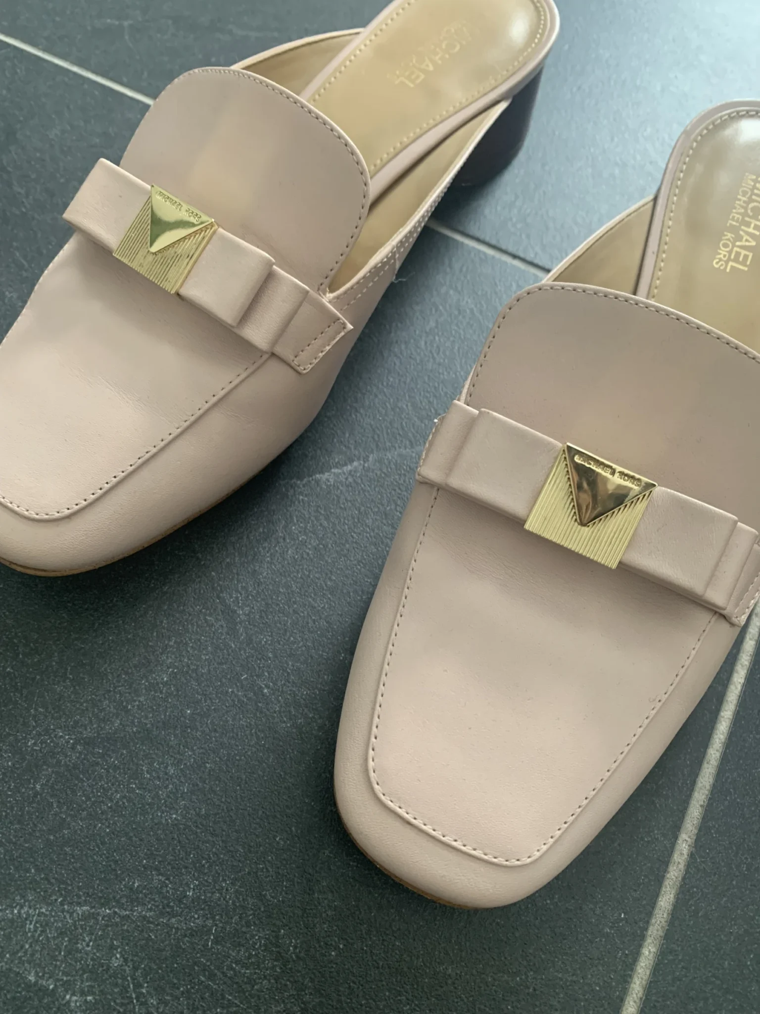 Image for Mule rose pâle en cuir Michael Kors taille 6