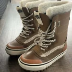Featured thumbnail for Bottes d'hiver Vans Standard Waterproof