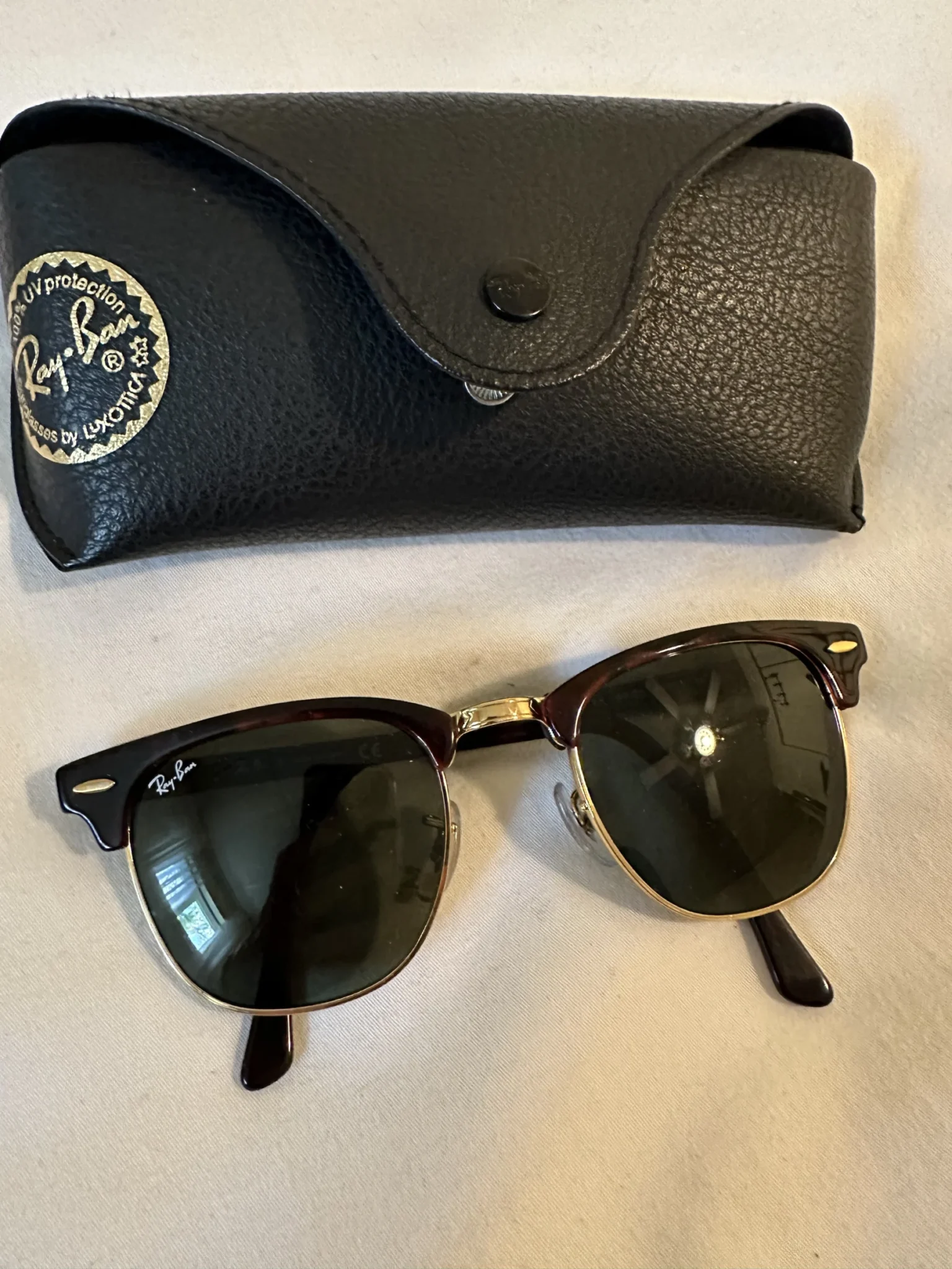 Image for ⬇️ prix❗️ Lunettes de soleil Rayban clubmaster 49-21 écaille de tortue et doré