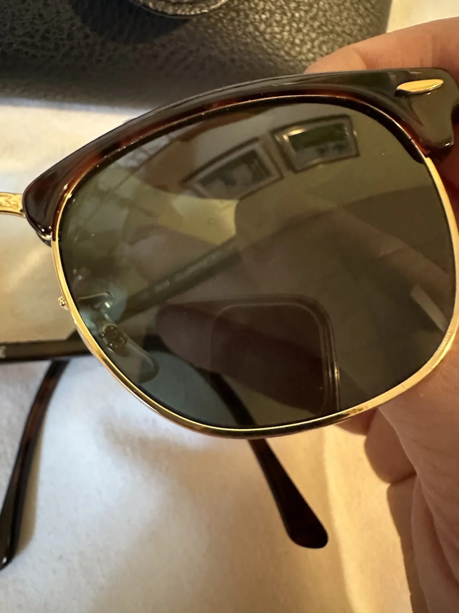 Image for ⬇️ prix❗️ Lunettes de soleil Rayban clubmaster 49-21 écaille de tortue et doré