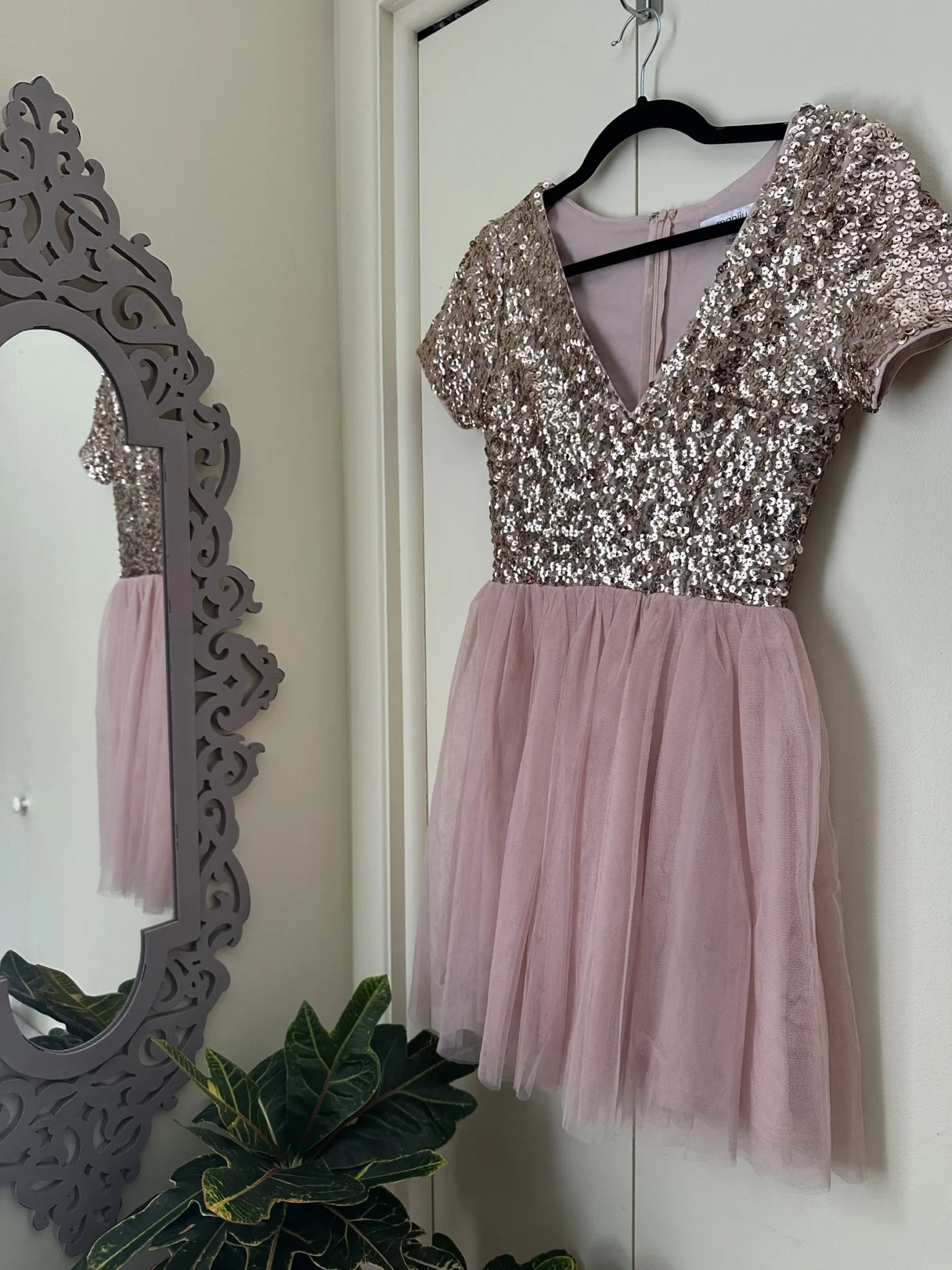 Featured image for Sequin dress ✨boutique 1861 💕size small