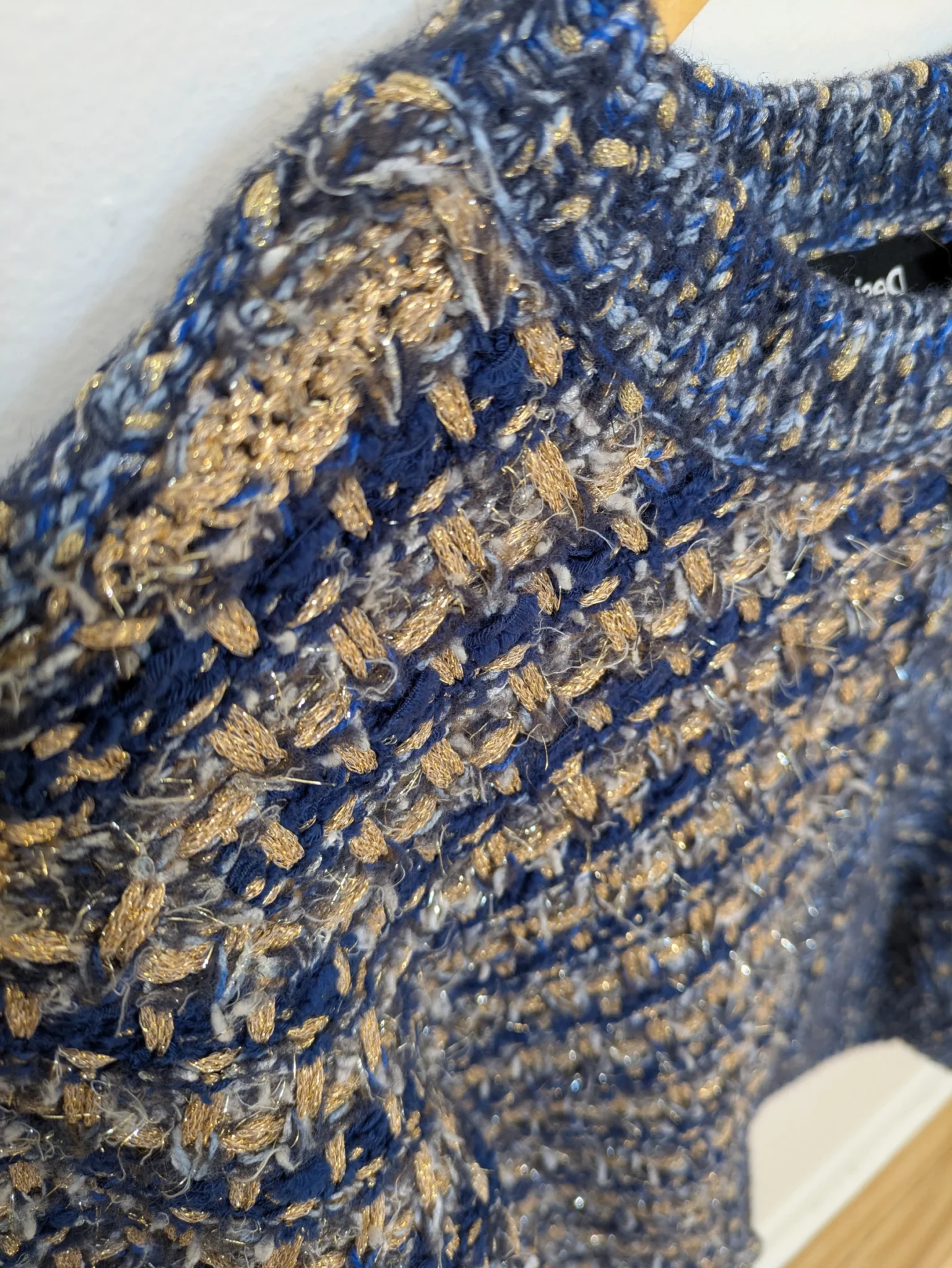 Image for Tricot Desigual doré