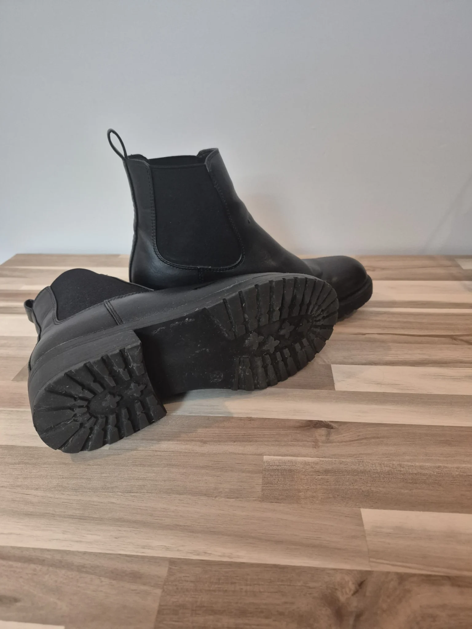 Image for Bottes noires