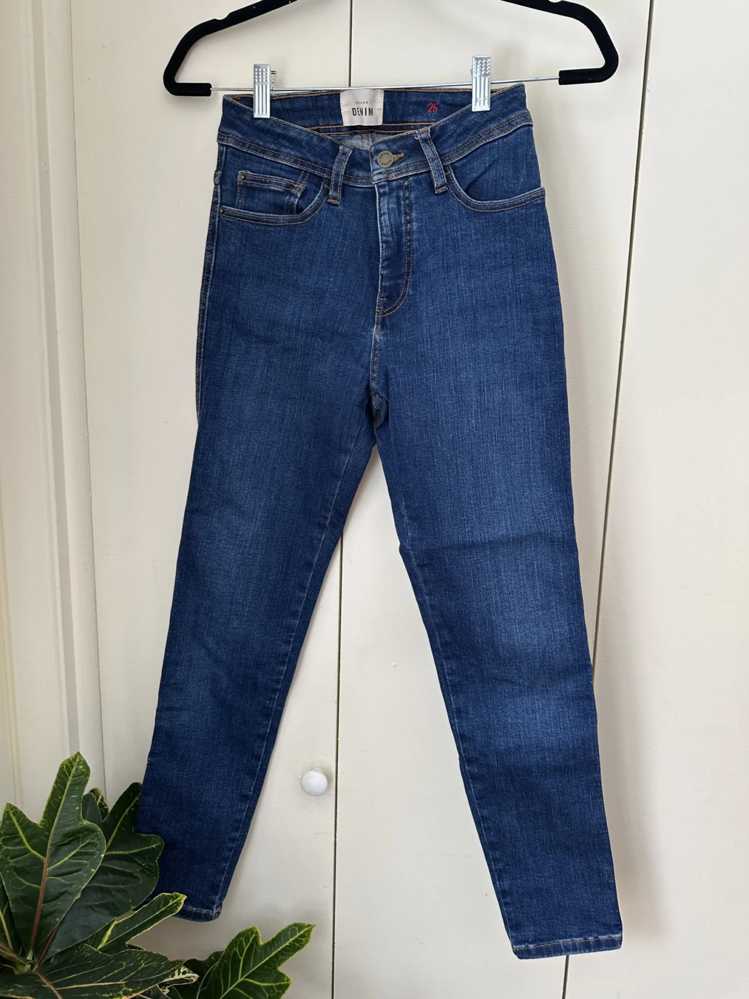 Featured image for Sézane slim perfect jeans ✨ size 25