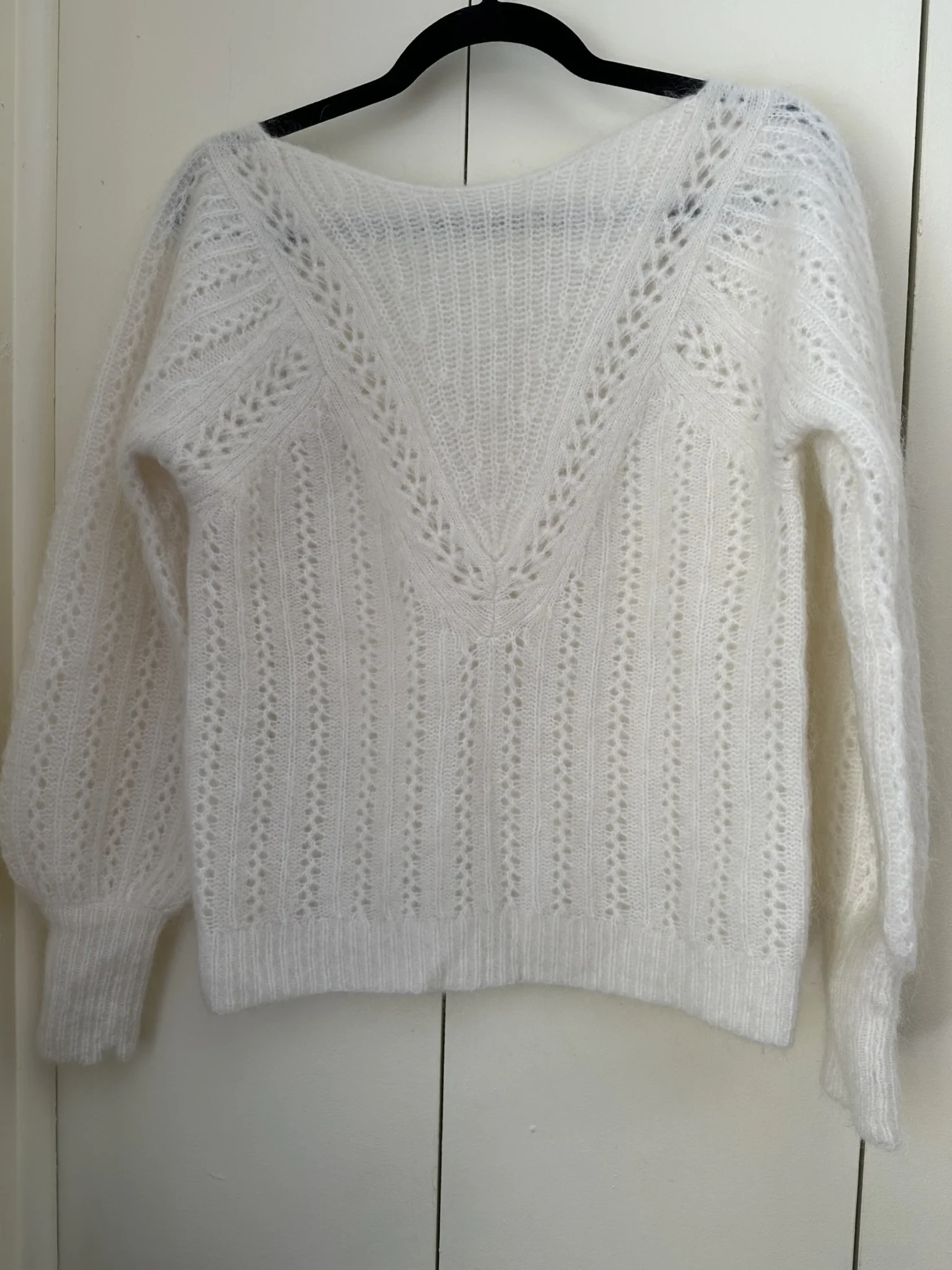 Featured image for Rosa Sézane creamy white jumper 🤍 size xs