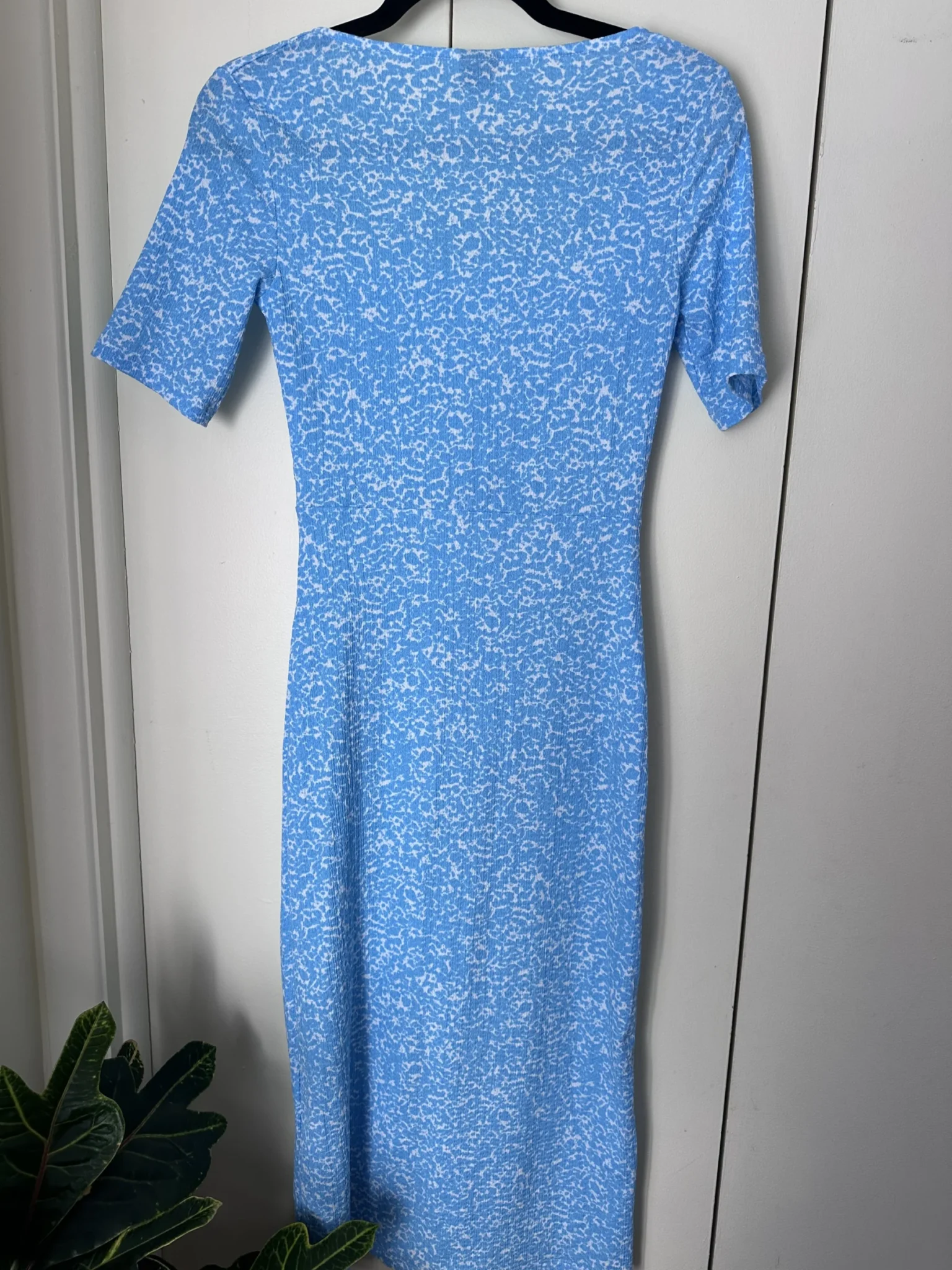 Image for Blue and white dress by Swedish brand Gina Tricot - size xs