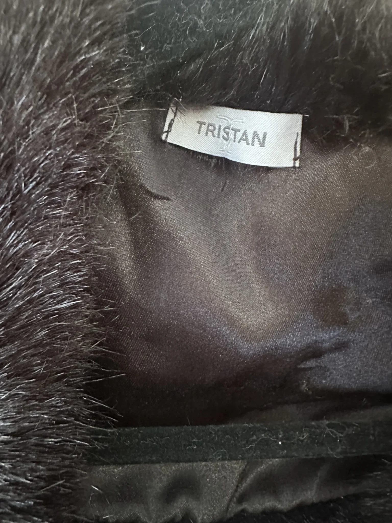 Image for Étole en fausse fourrure noire - Tristan