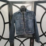 Featured thumbnail for Veste en jeans