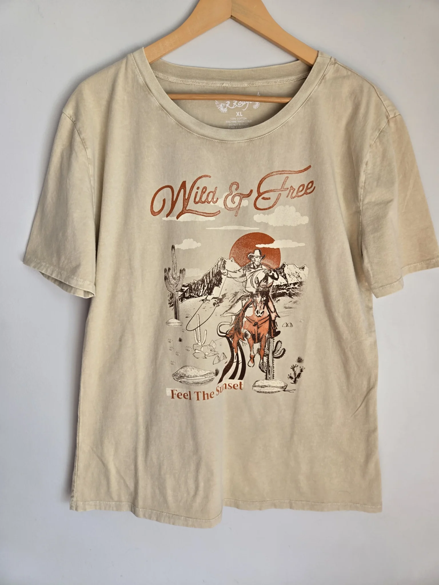 Featured image for New - Cotton T-shirt R Red