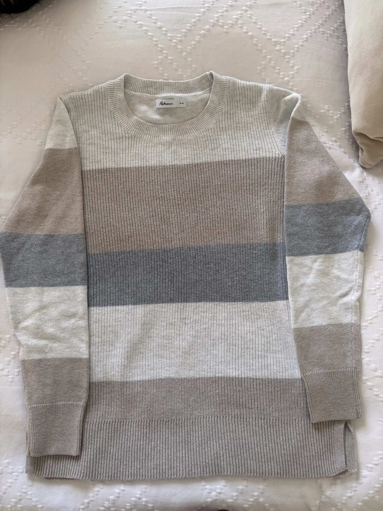 Featured image for Chandail tricot Reitmans