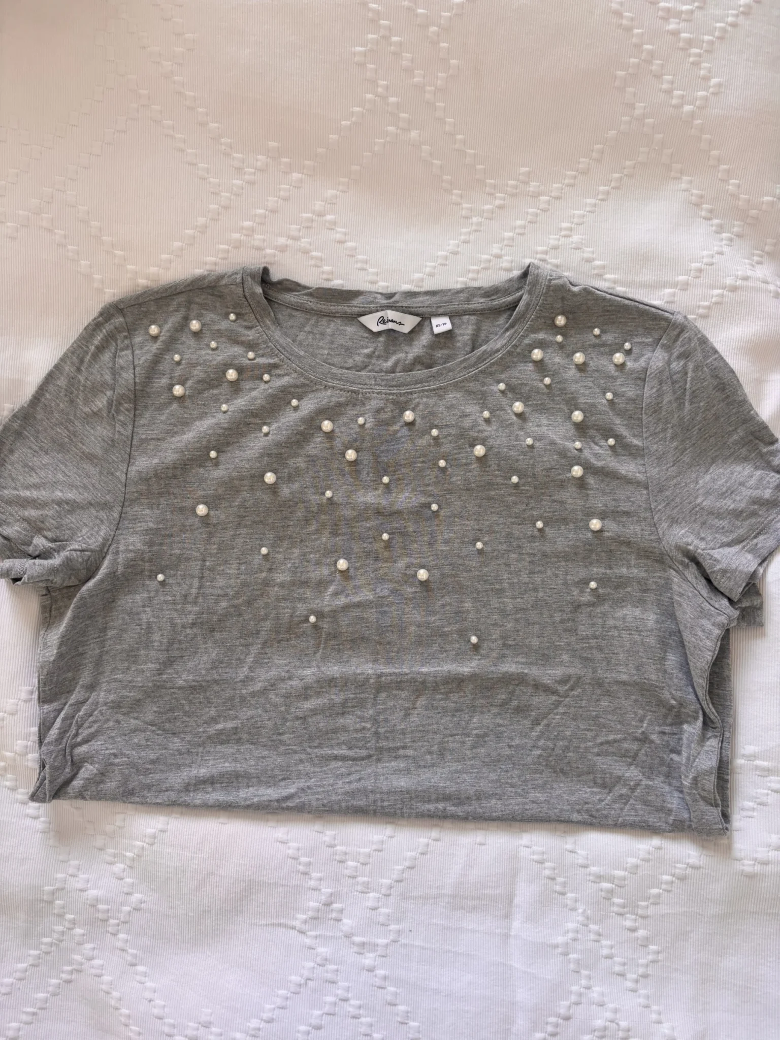 Image for T-shirt ornés de perles