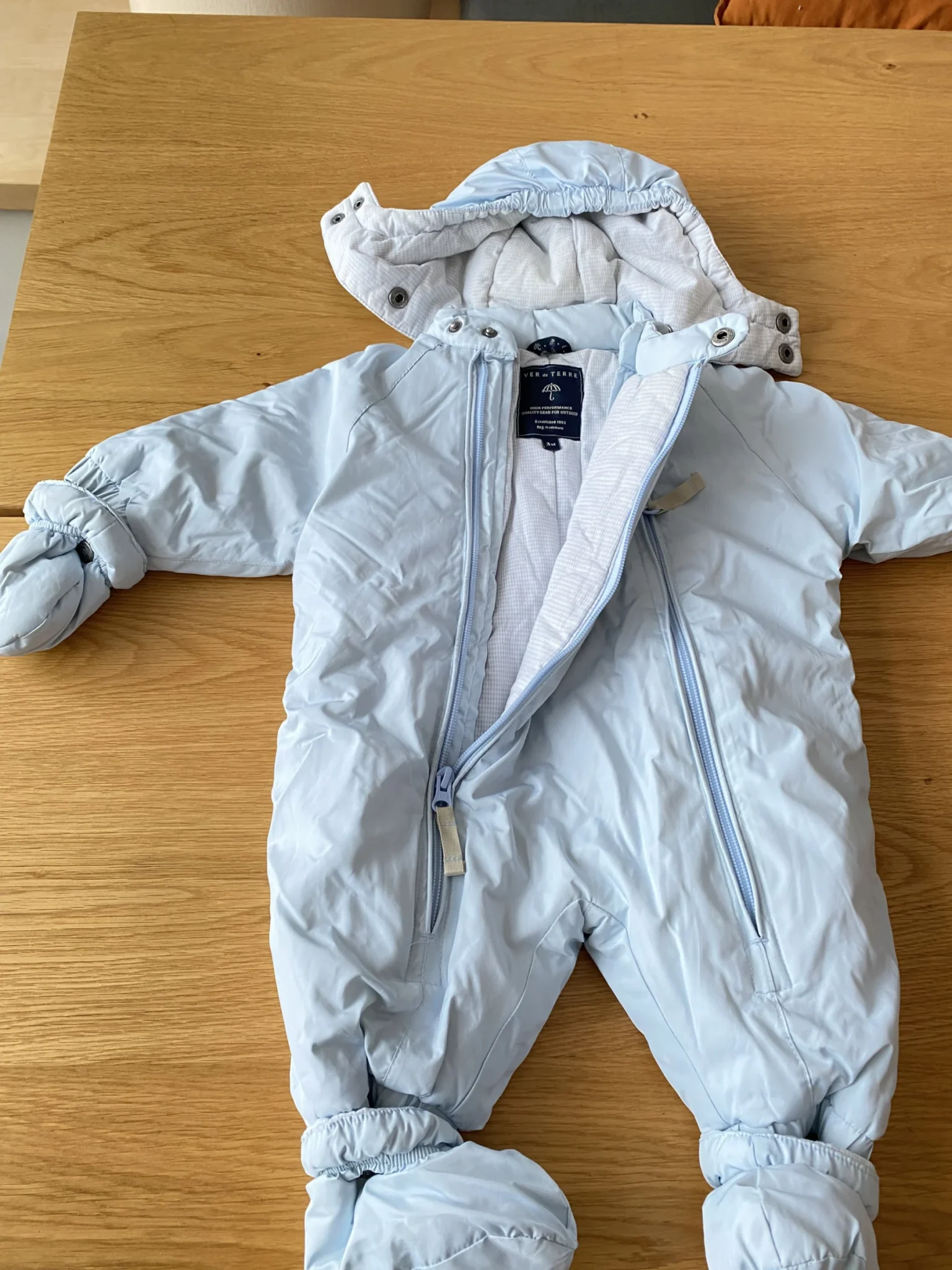Image for Habit de neige/ combinaison bébé 3 mois wintersuit marque danoise de luxe ver de terre