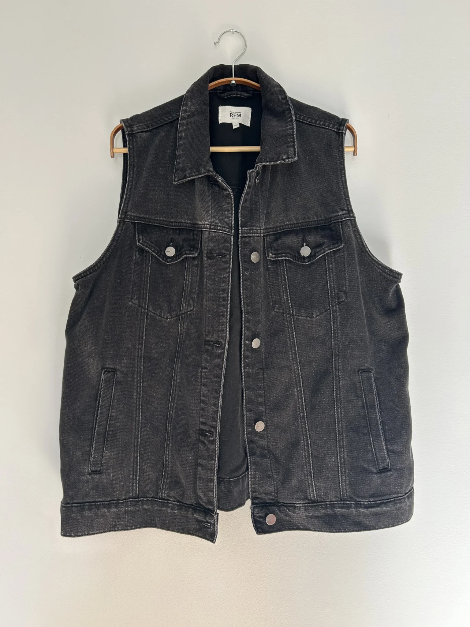 Featured image for Sleeveless denim jacket