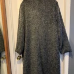 Thumbnail for Manteau long texturé noir – Style Mohair (Coupe décontractée)
