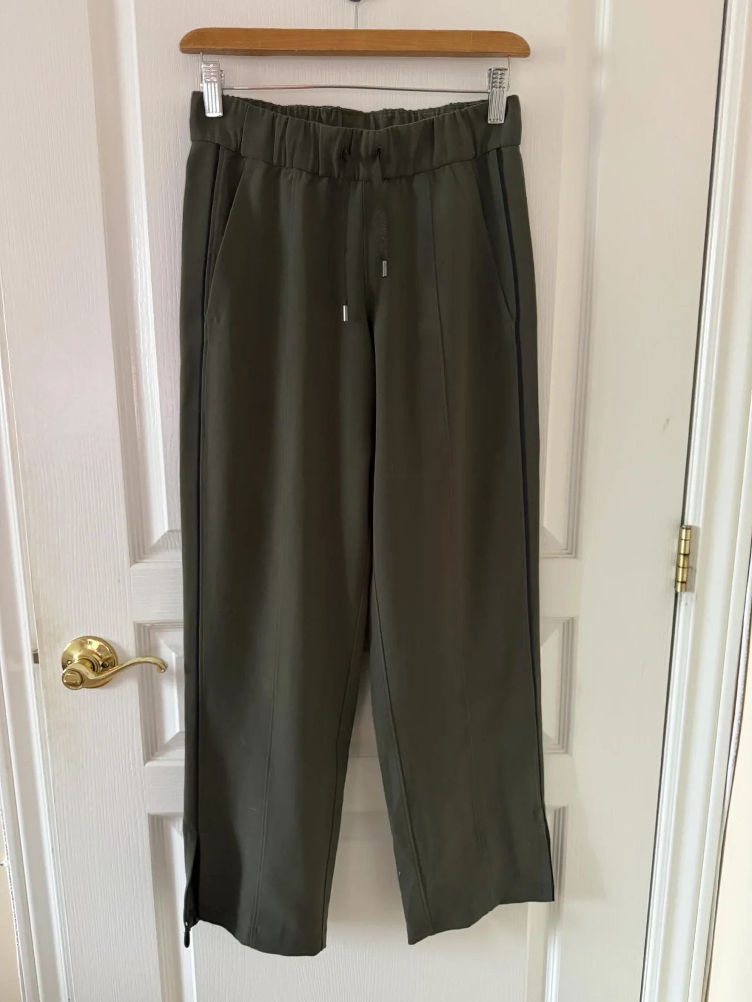 Featured image for Lululemon dress trousers