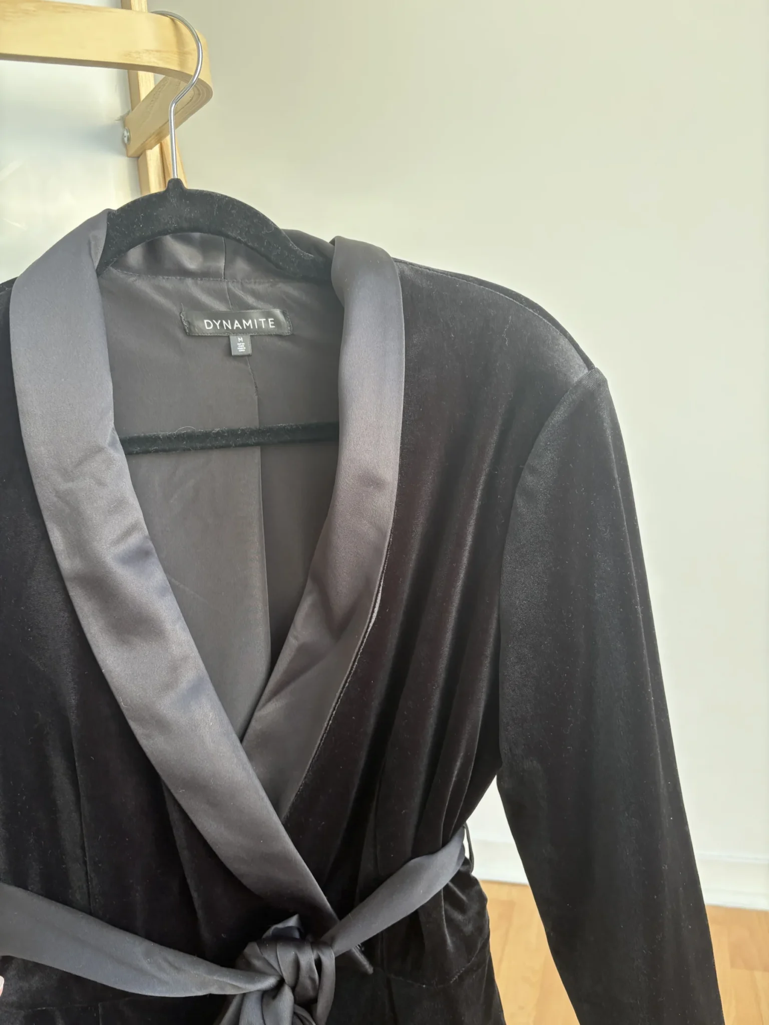 Image for Romper shorts jacket style in velvet