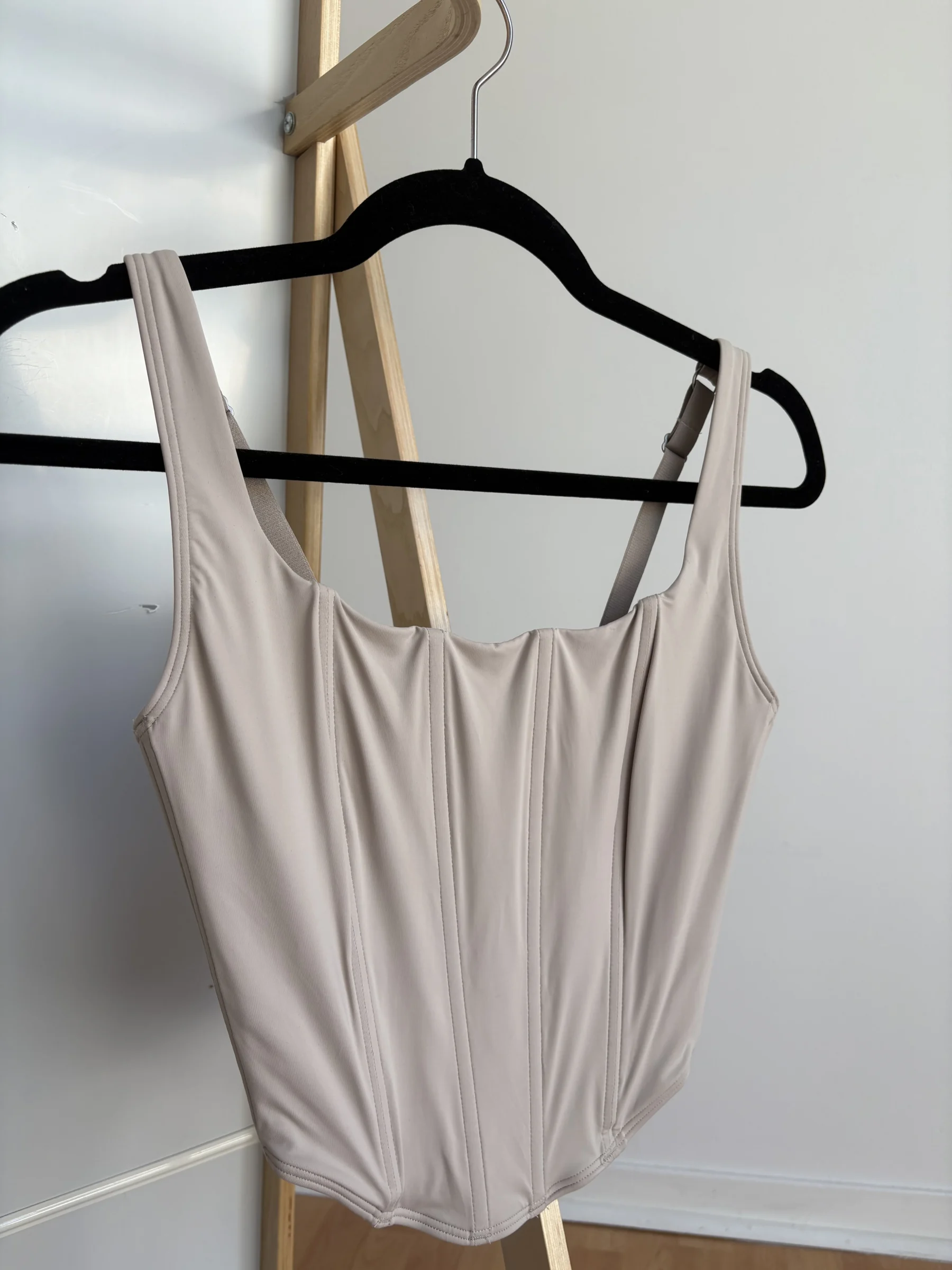 Haut camisole style corset Hollister seconde main