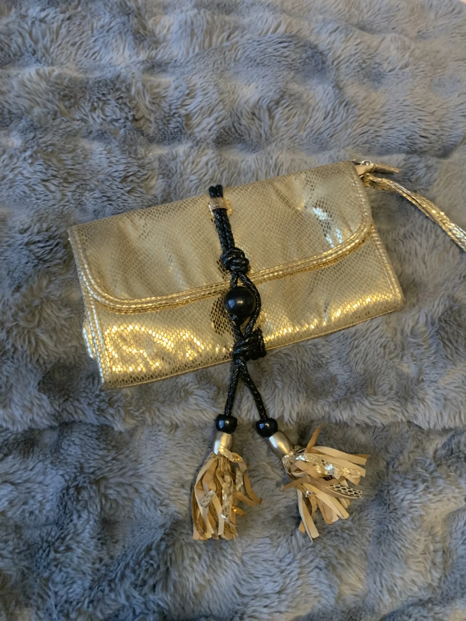 Image for Golden pouch