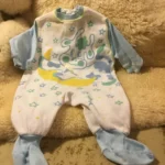Featured thumbnail for Pyjama pattes longues vintage zip à l’arrière original bébé unisexe 3