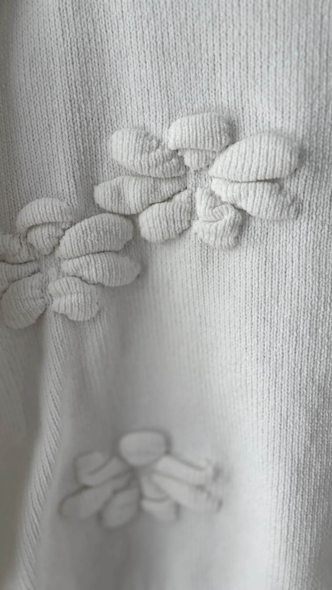 Image for White knit ONLY