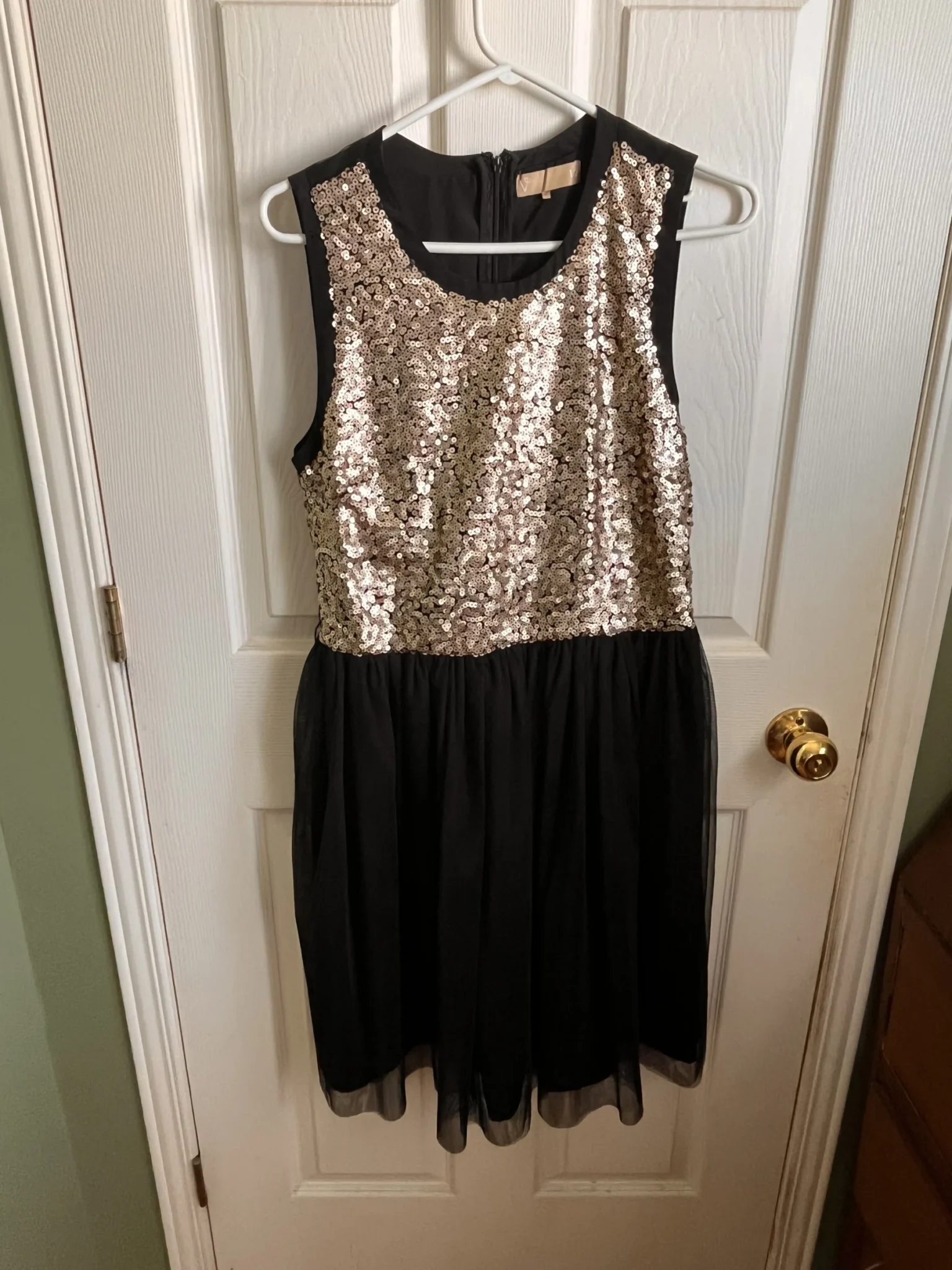Featured image for Robe chic