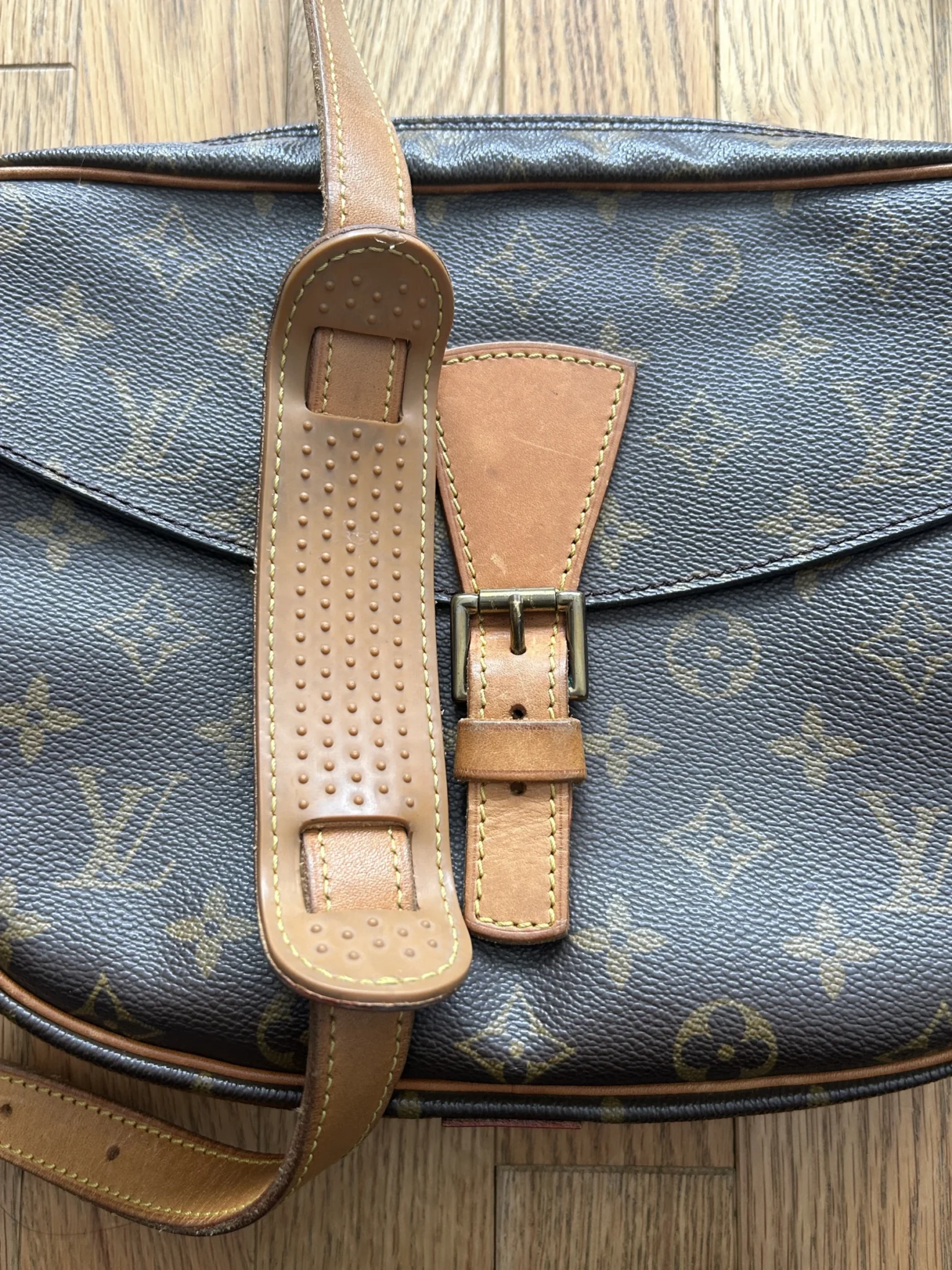 Image for Louis Vuitton Jeune Fille