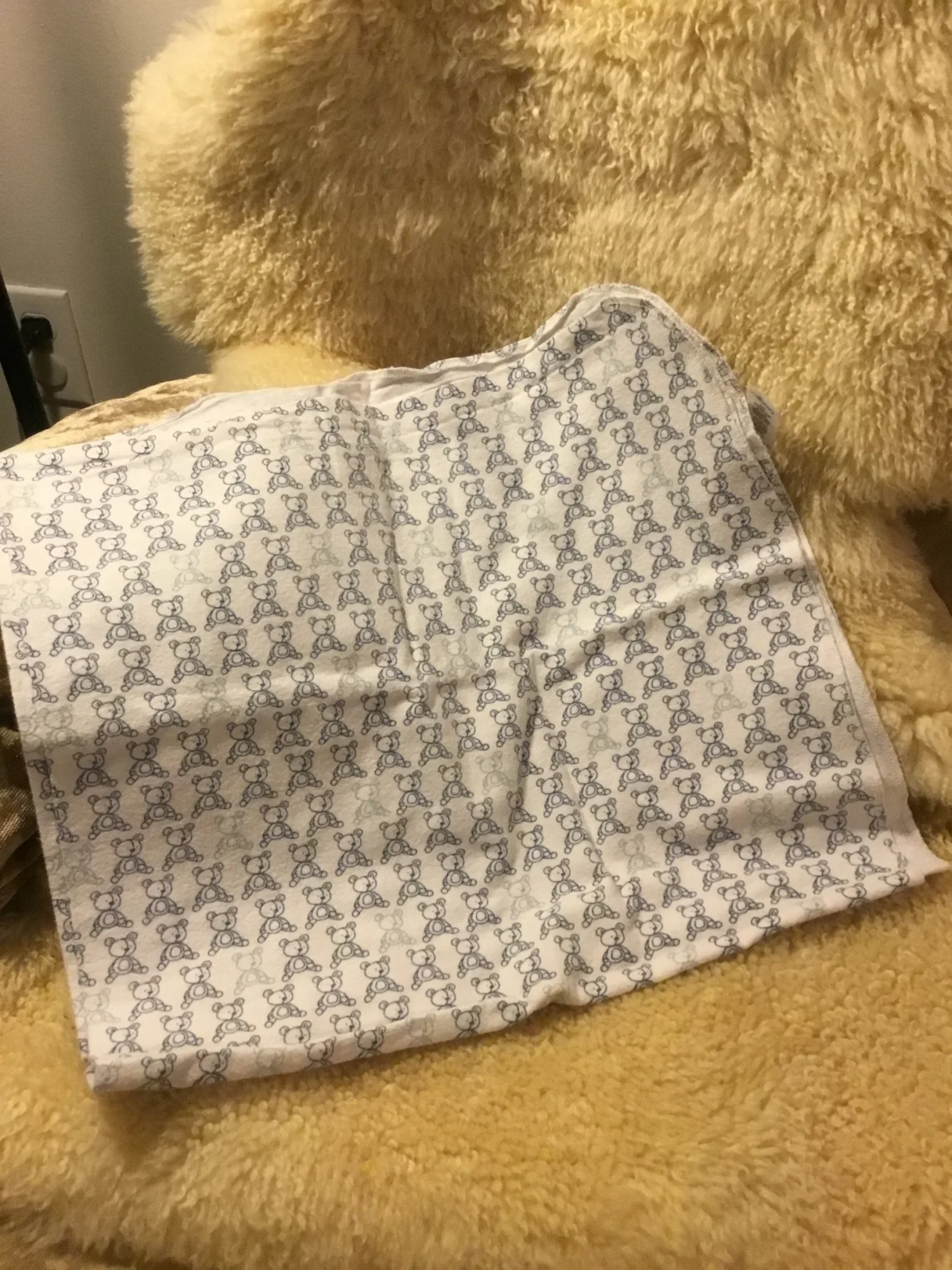 Featured image for Organic cotton baby blanket