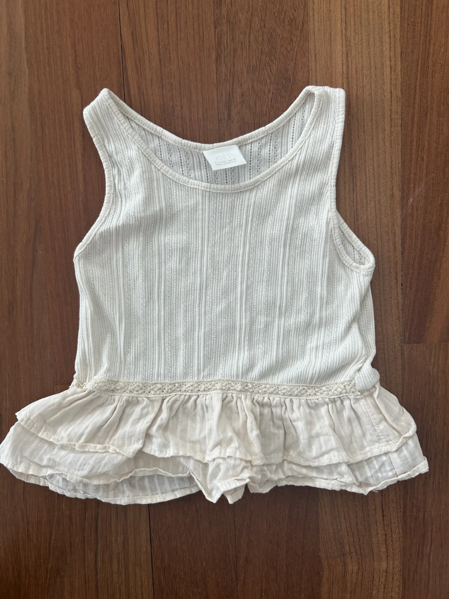 Featured image for Camisole, Zara, 7T