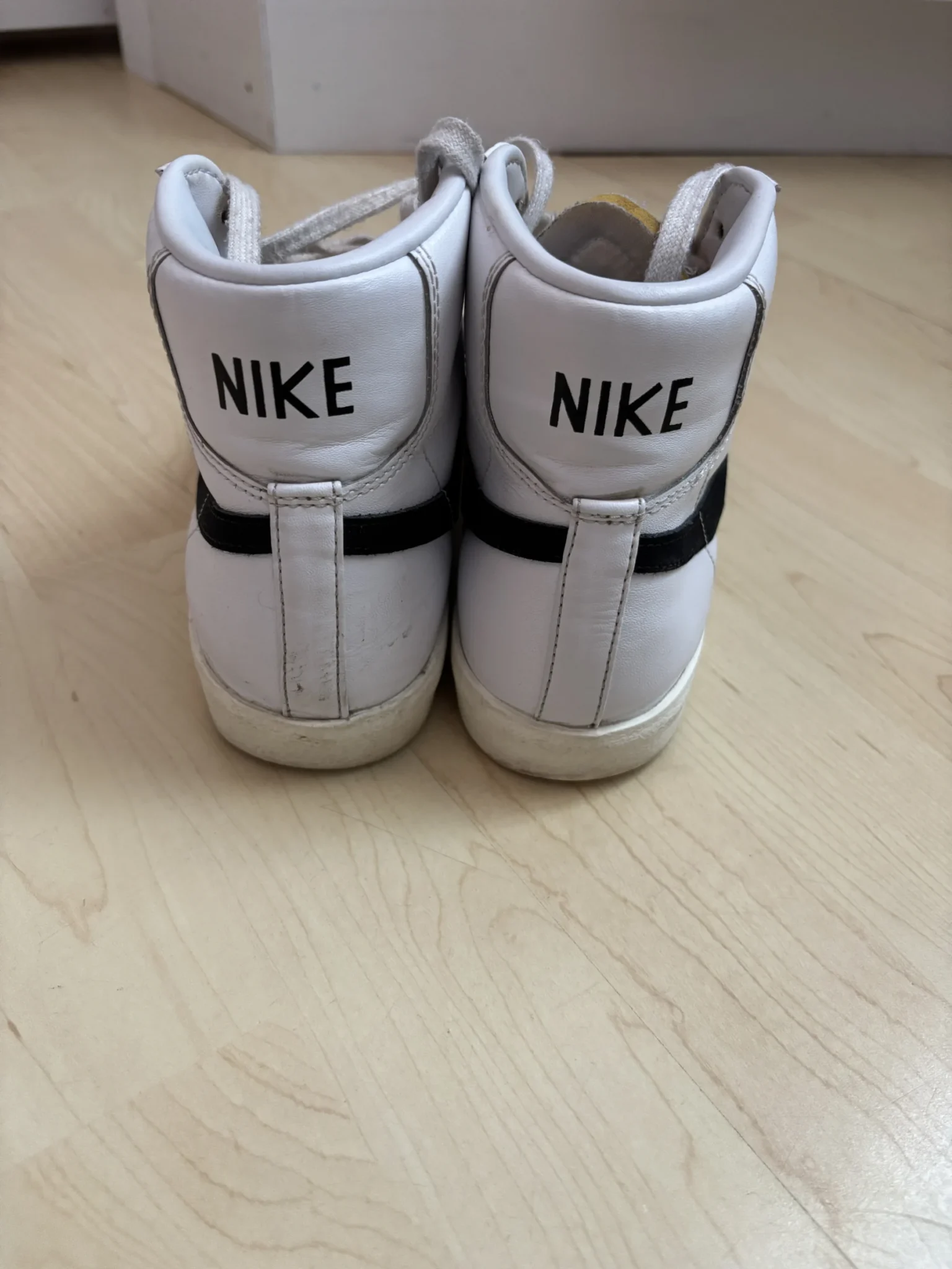 Image for Nike Blazer Mid '77
