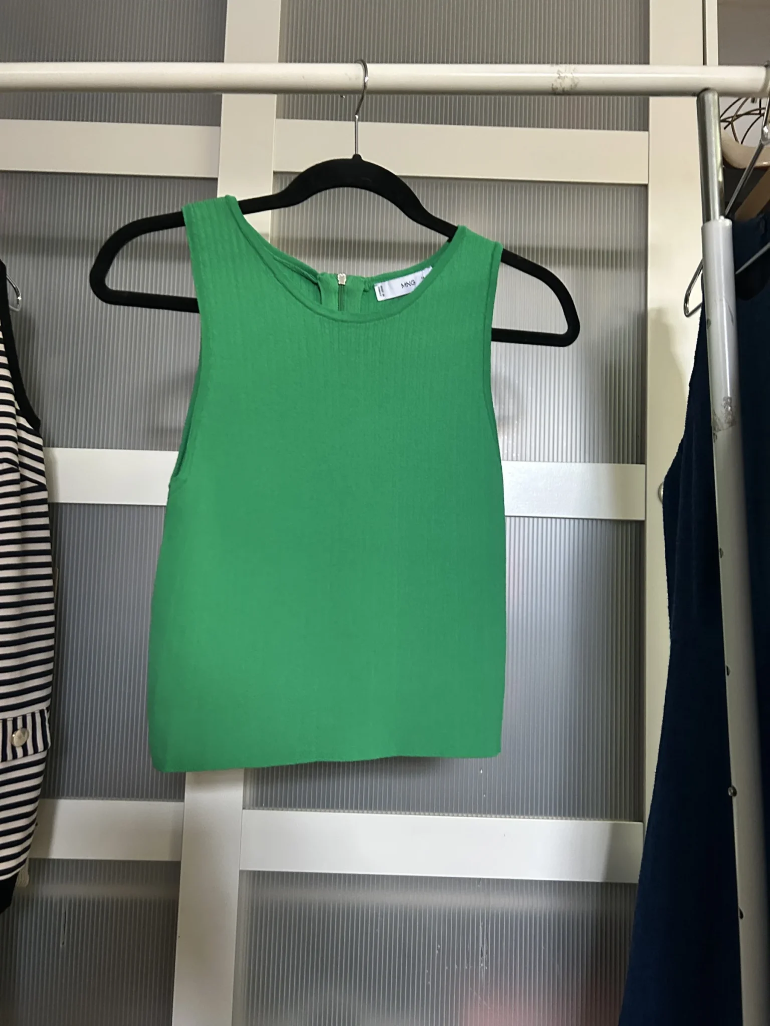 Featured image for MNG SIZE LARGE