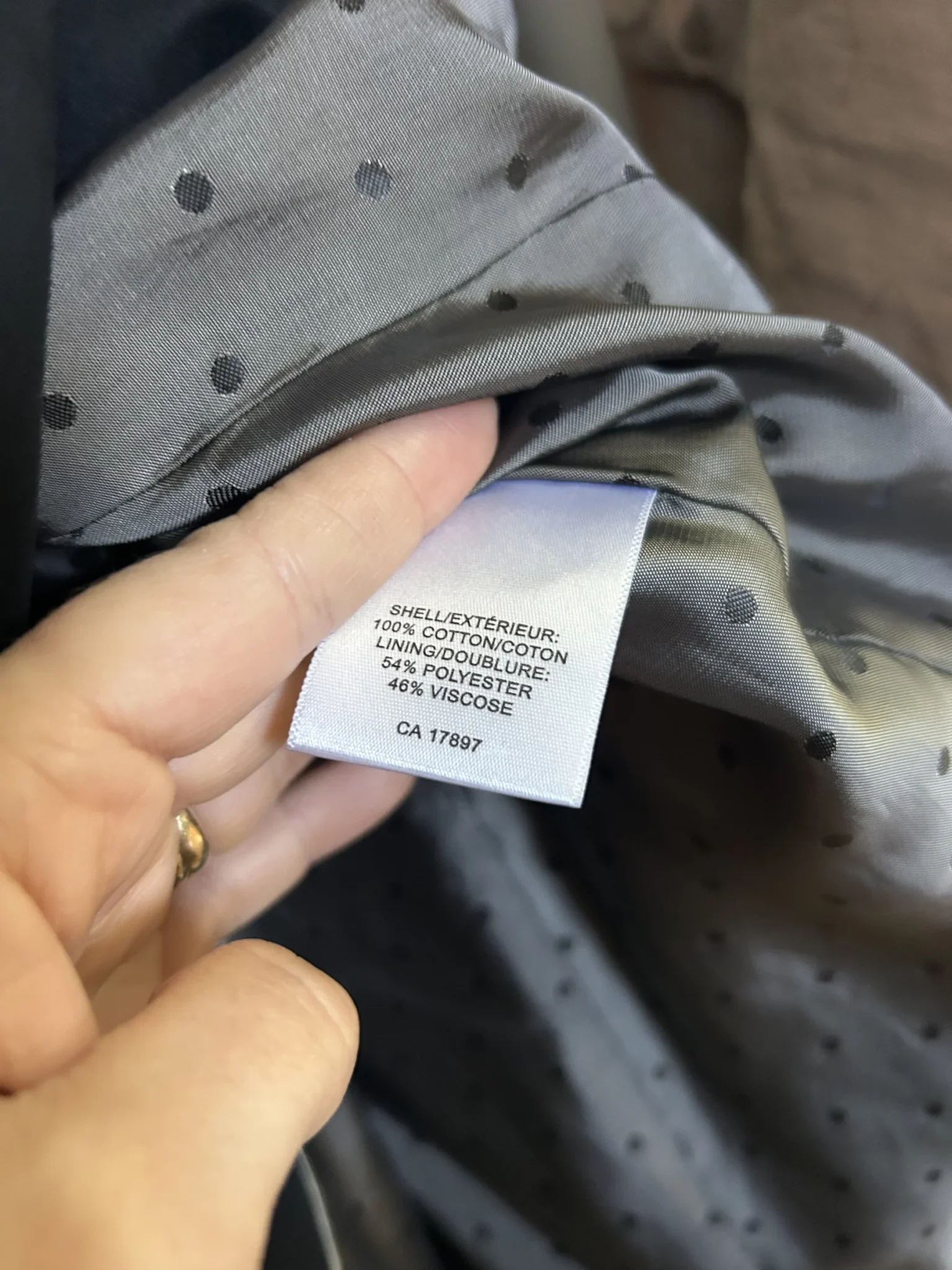 Image for BANANA REPUBLIC TRENCH COAT / IMPERMÉABLE LARGE