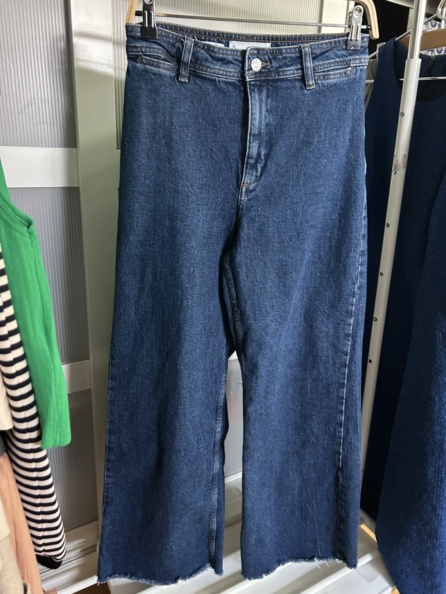 Image for MNG FLARED JEANS SIZE 4