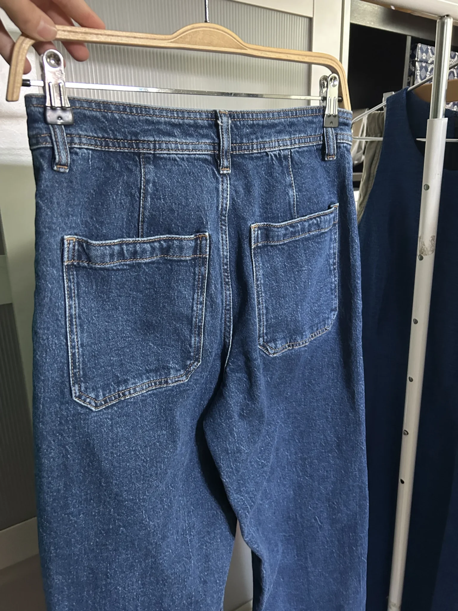 Image for MNG FLARED JEANS SIZE 4